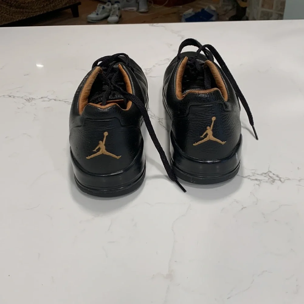 Men's Black Leather Athletic Sneakers - Casual Comfort